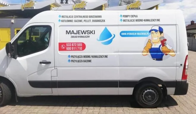 Folia polimerowa do druku – trwałość, zastosowania i realne ceny