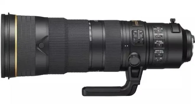 Obiektywy Nikon